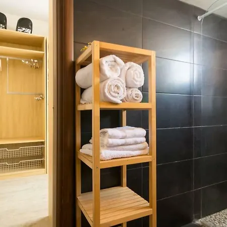 Vas' Penthouse דירה *